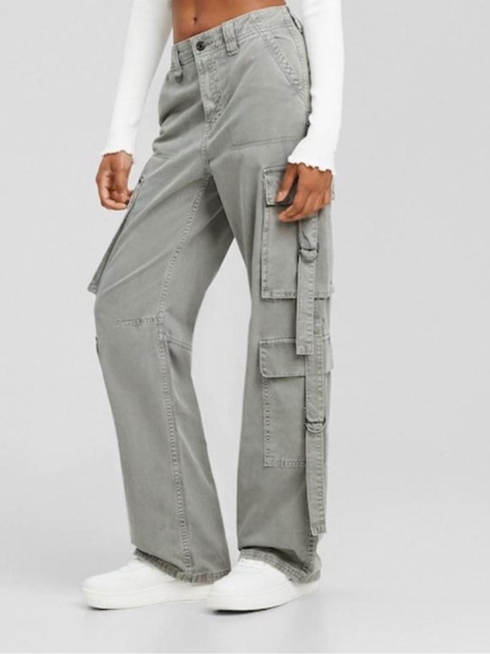 Bershka Womens Light Gray Cargo Pants with Multiple Pockets NWT